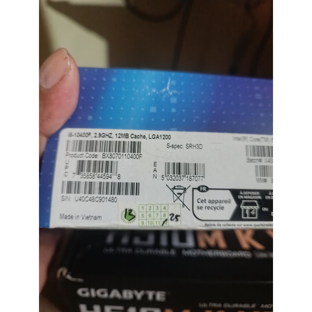 paketan mobo Gigabyte H510m prosesore core i5 10400f