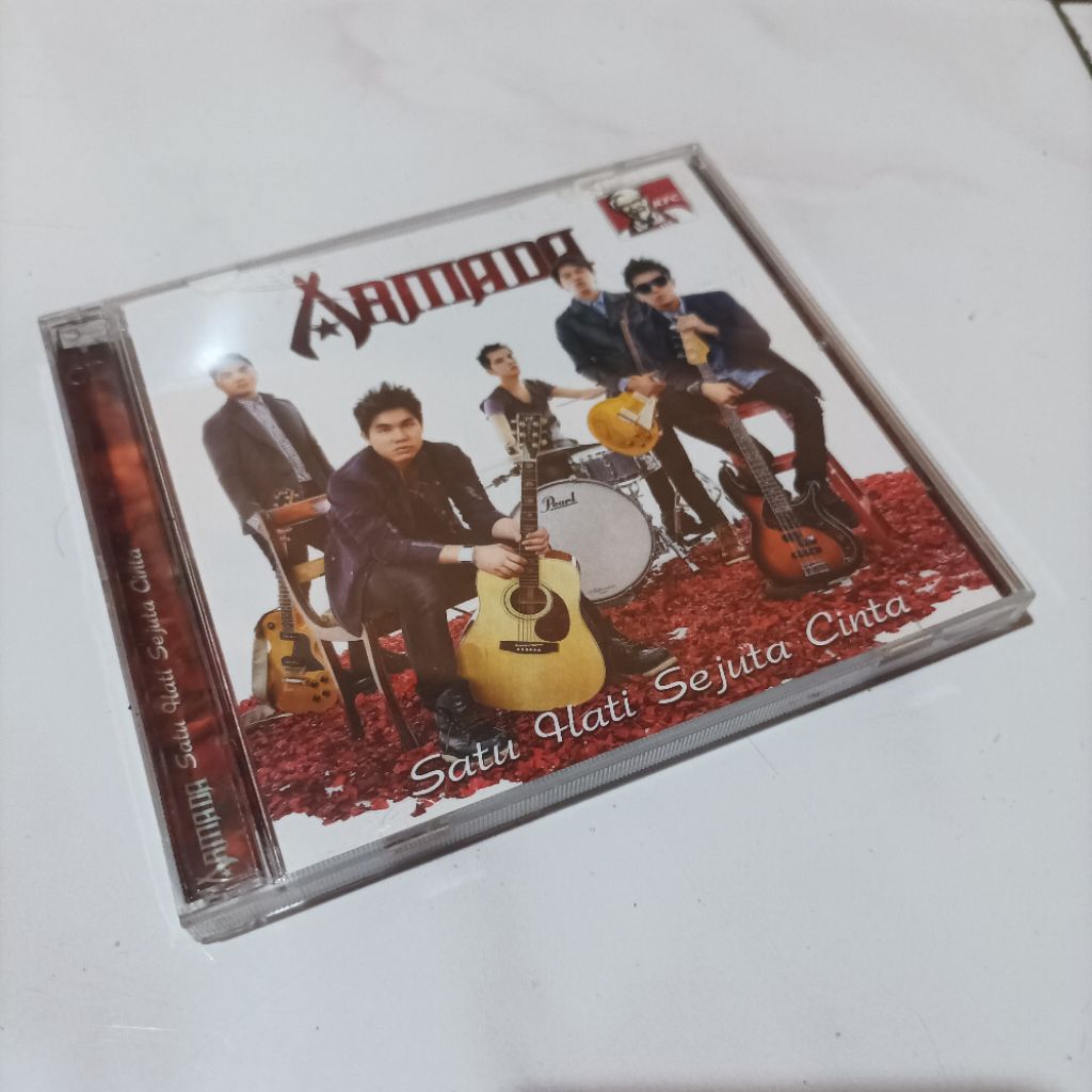 Original CD Audio Music Band Armada Album Satu Hati Sejuta Cinta