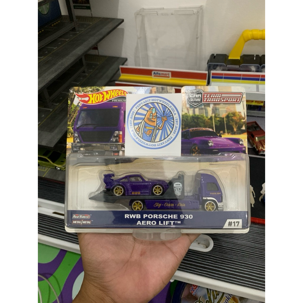 Hotwheels Team Transport RWB PORSCHE 930 AERO LIFT