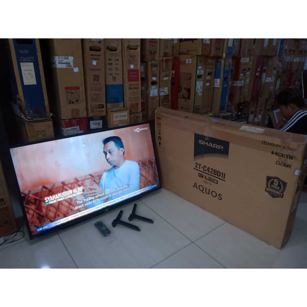 TV LED SHARP DIGITAL 42 INC SIAP PAKAI TANPA STB KONDISI BEKAS MASIH SEGEL (2191r)
