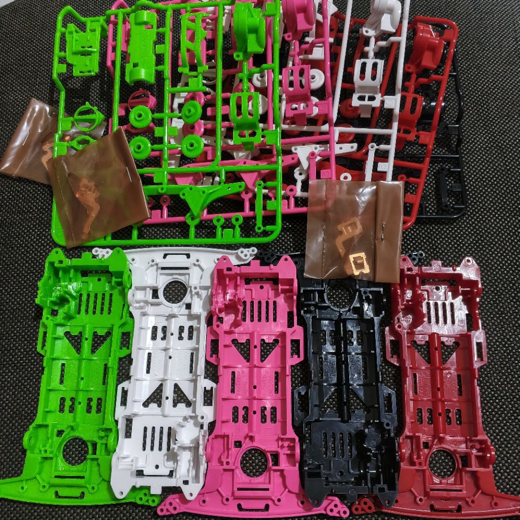 tamiya chassis super 2 set abs original copotan kit . tamiya chassis super 2 gearbox dan terminal . 