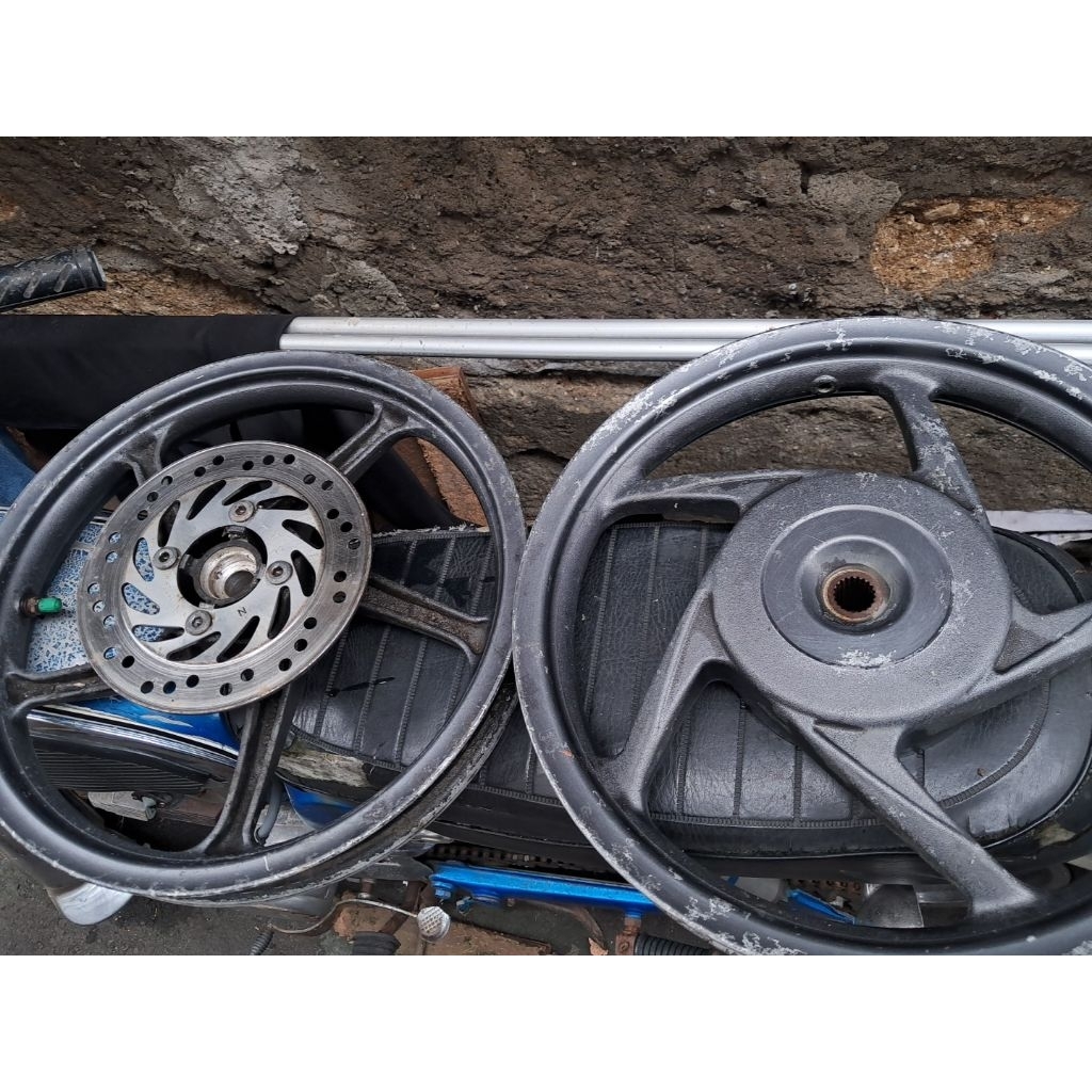 Velg beat vario 110 scoopy genio bisa pelek racing palang original ori copotan standar kelengkapan s