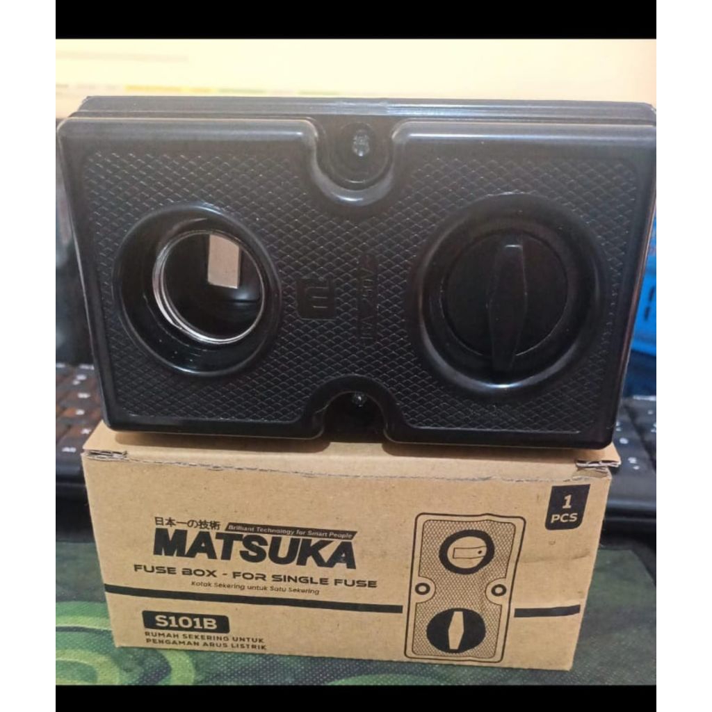 Rosianashoop77 Box Sekring Hitam Merk Matsuka Untuk Listrik Rumah