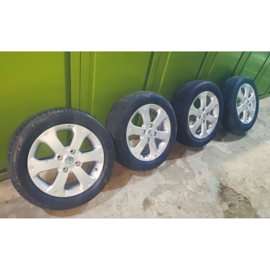 Velg R16 Oem Nissan Livina XGear 4 Sets (4 velg+ban)