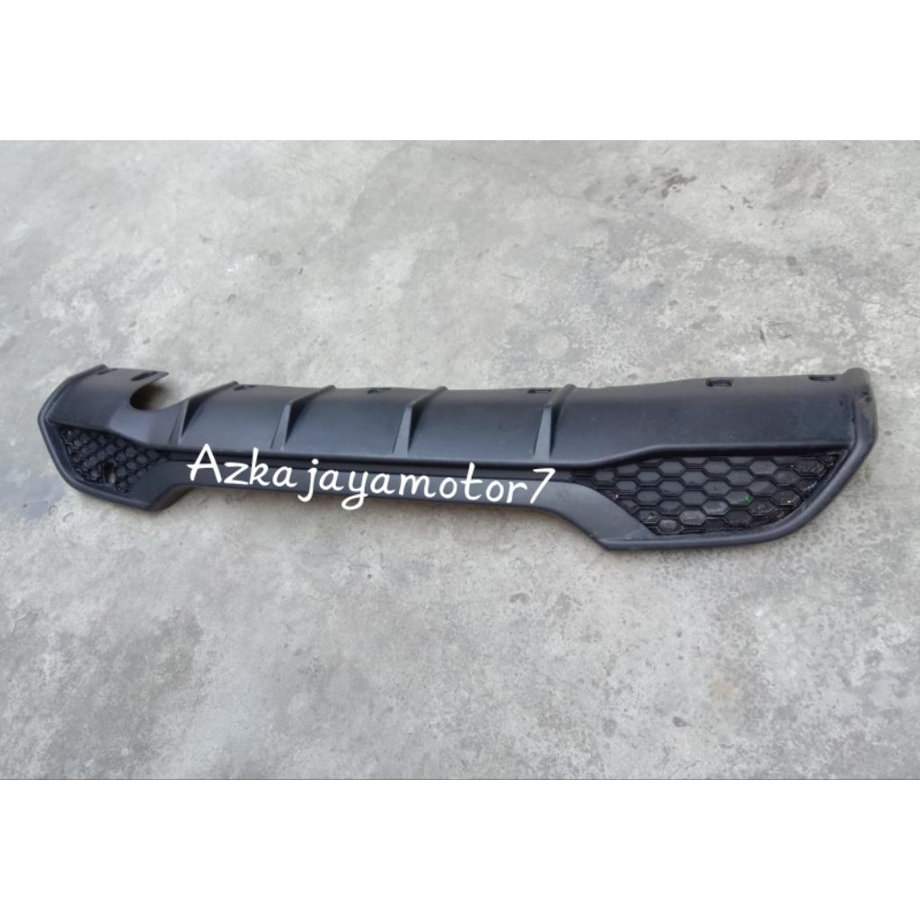 Diffuser bumper belakang honda brio rs bekas original