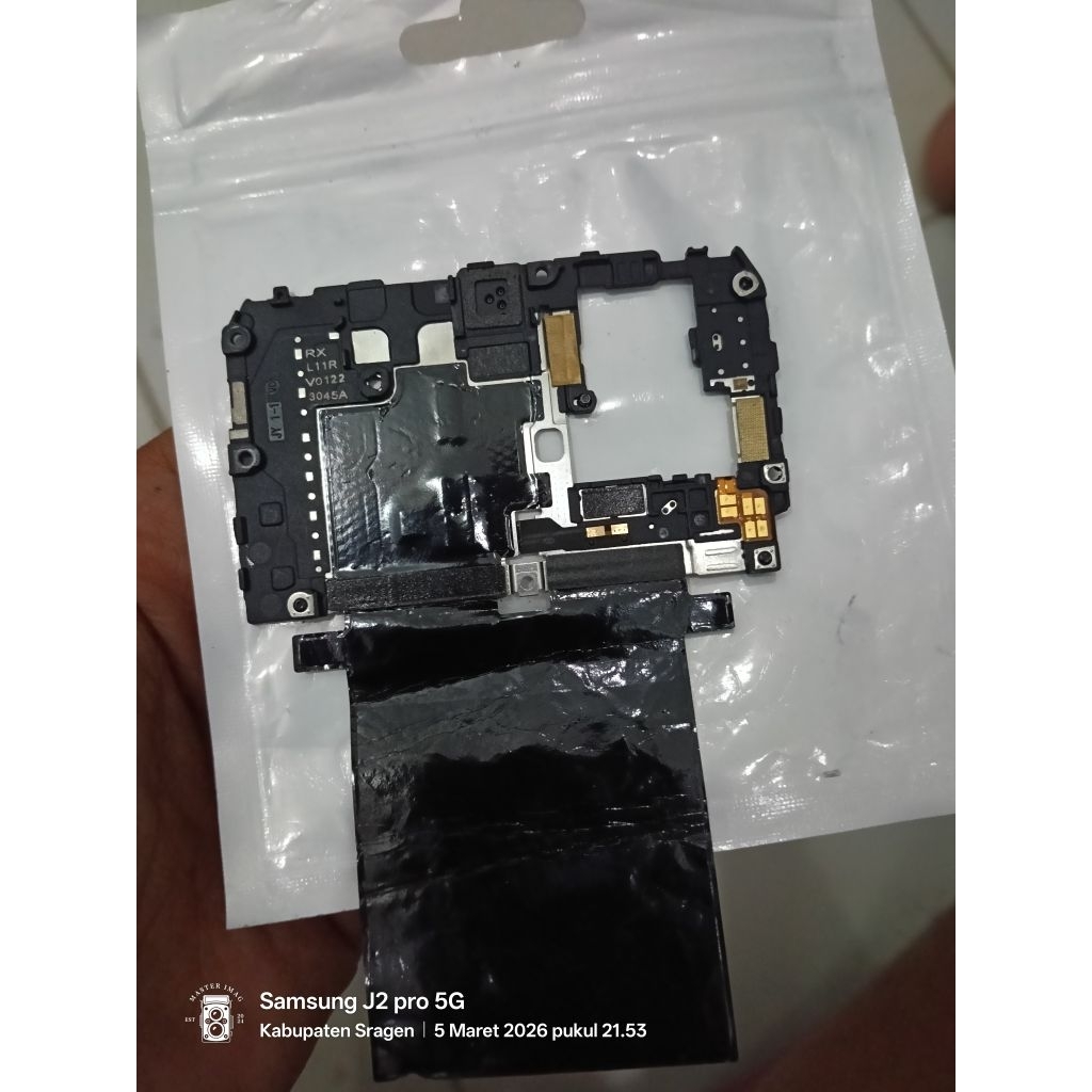 Tutup mesin POCO F4 Ori Copotan