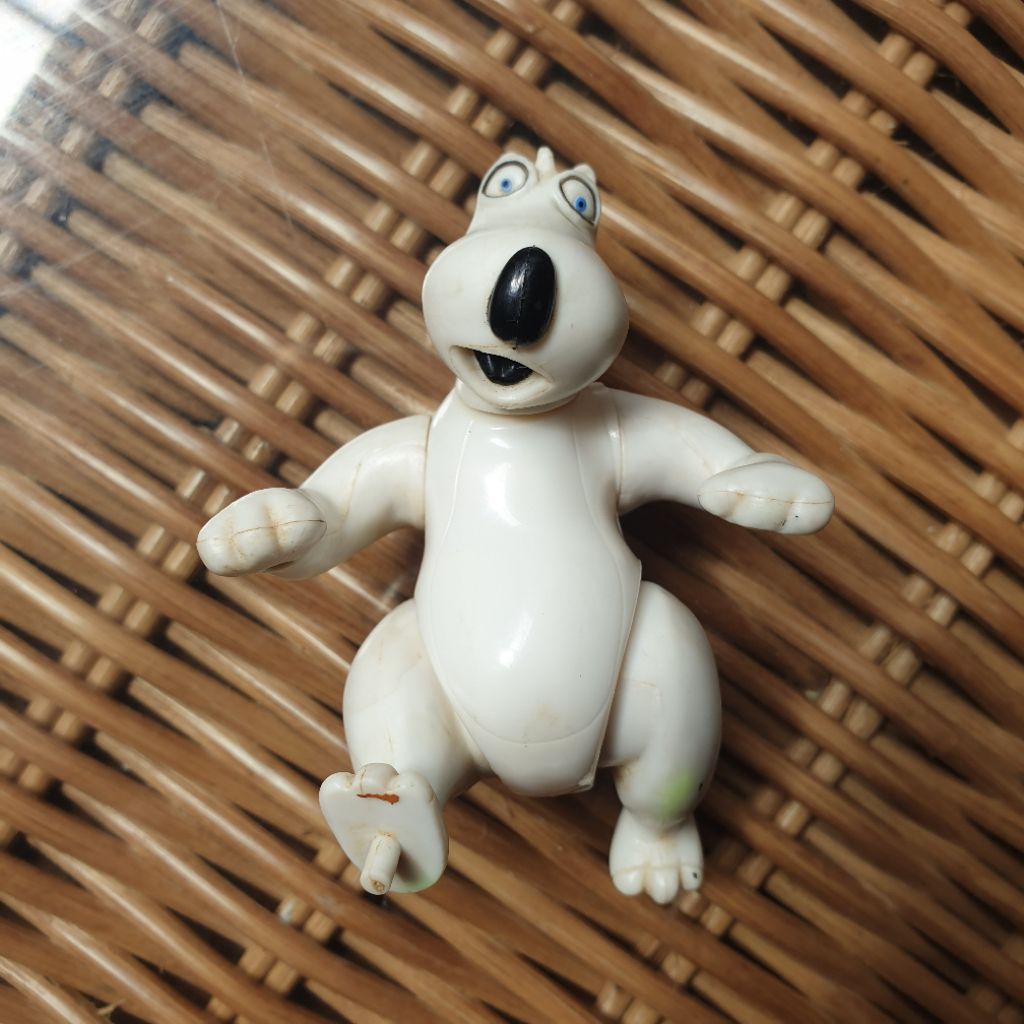 Action Figure Bernard Bear Putih