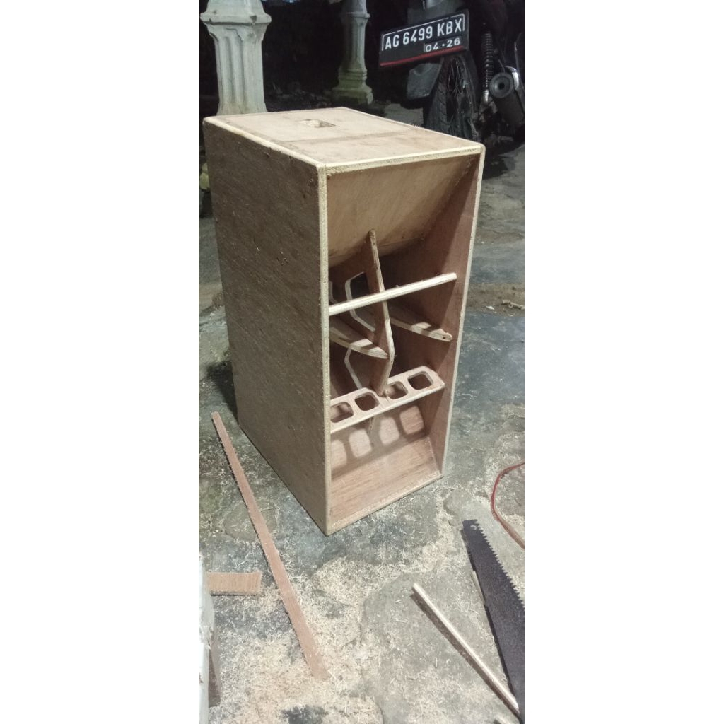 box cla 12 inch 15/18 Mili semi meranti tanpa speaker