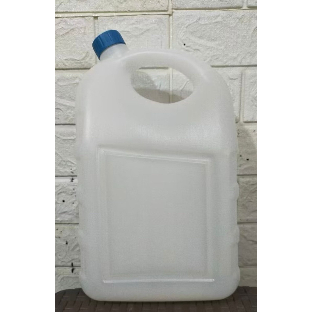 jerigen 5 Liter. jerigen 5 liter putih