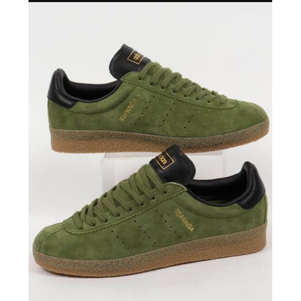 Adidas topanga