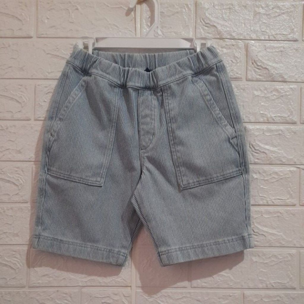 Celpen salur anak UNIQLO size 120/LP 52 P 37