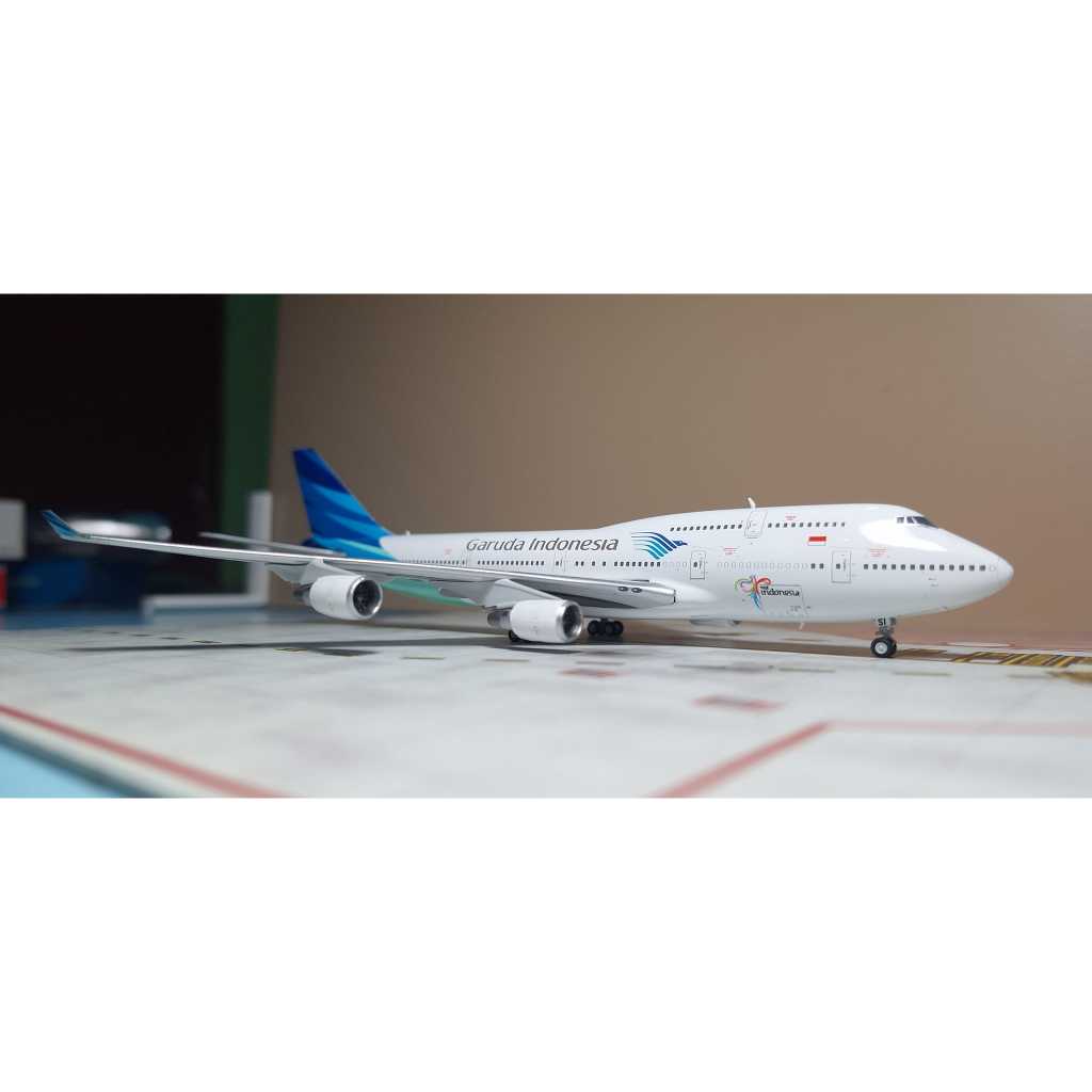 Diecast Pesawat Garuda Indonesia - Boeing 747-441 - registration PK-GSI JC-WIngs/Airshop kondisi rel
