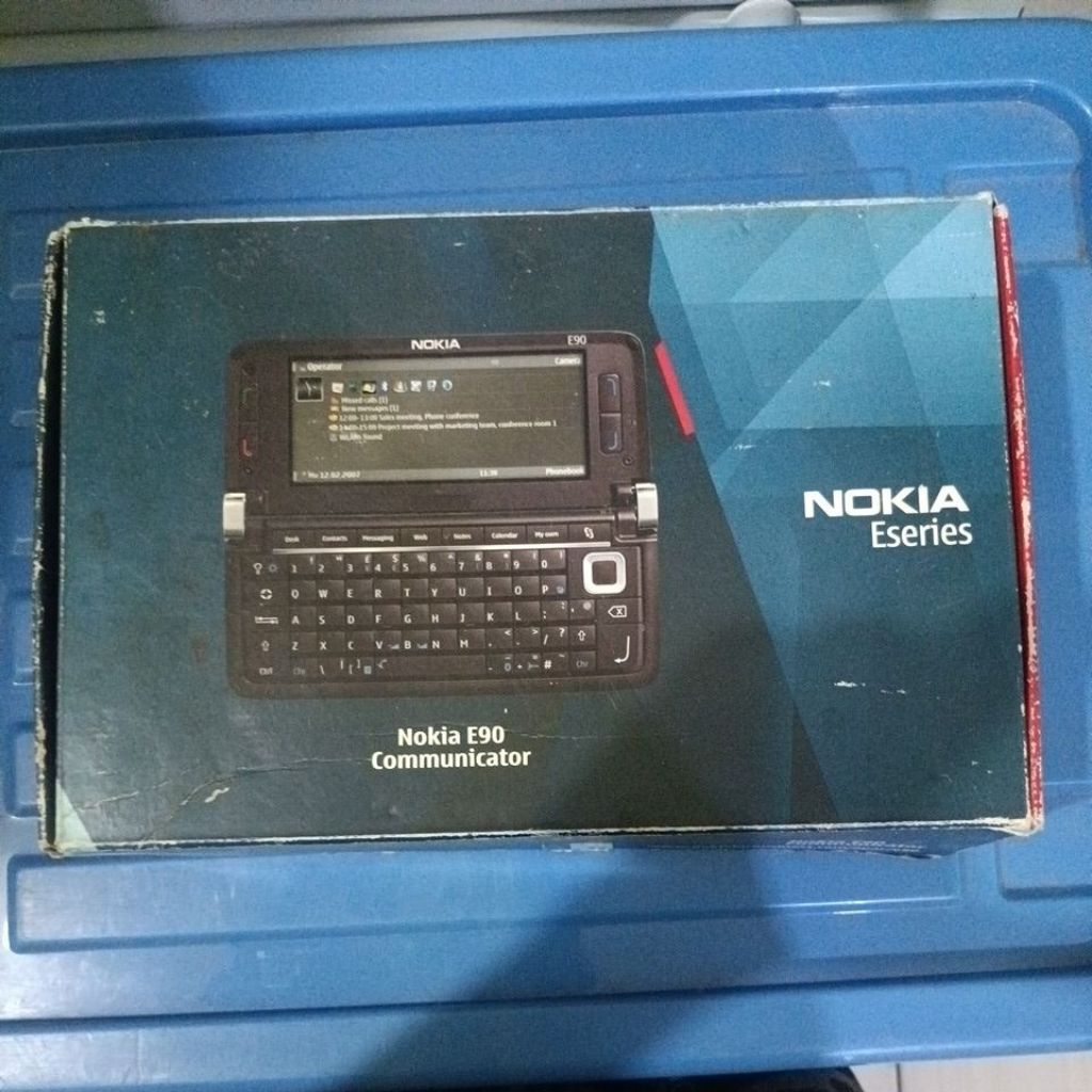 DusbuxHpNokiaE90Communicator