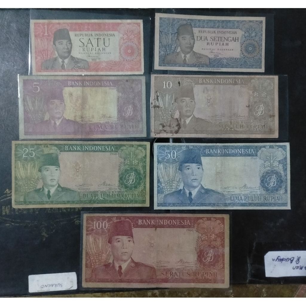 Set uang Sukarno 1960 dari 1 rupiah 2 1/2 rupiah 25 rupiah 100 rupiah Sukarno 1960