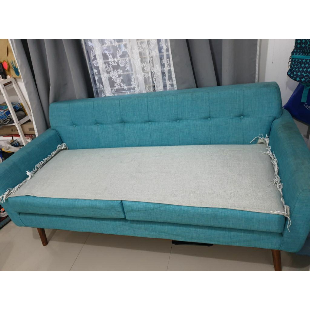 PRELOVED SOFA