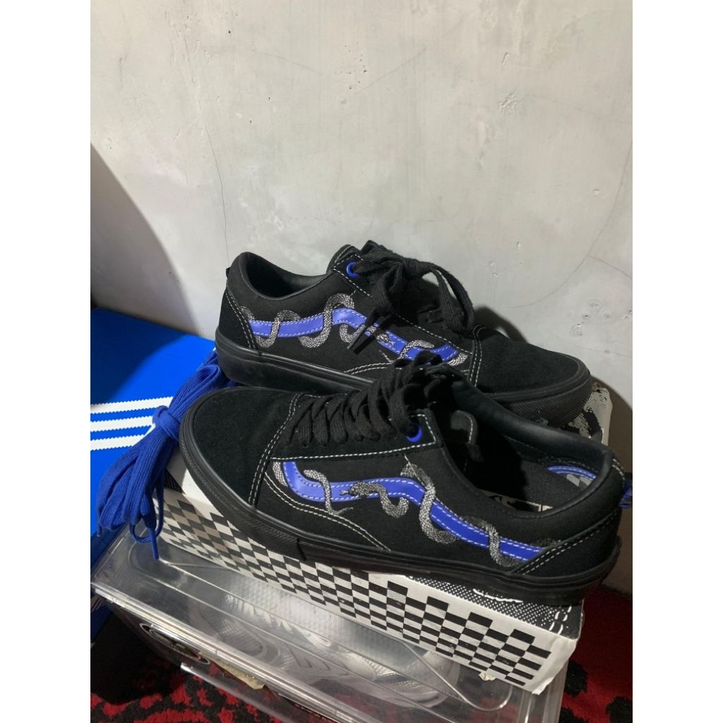 Sepatu V*ns Breana Geering