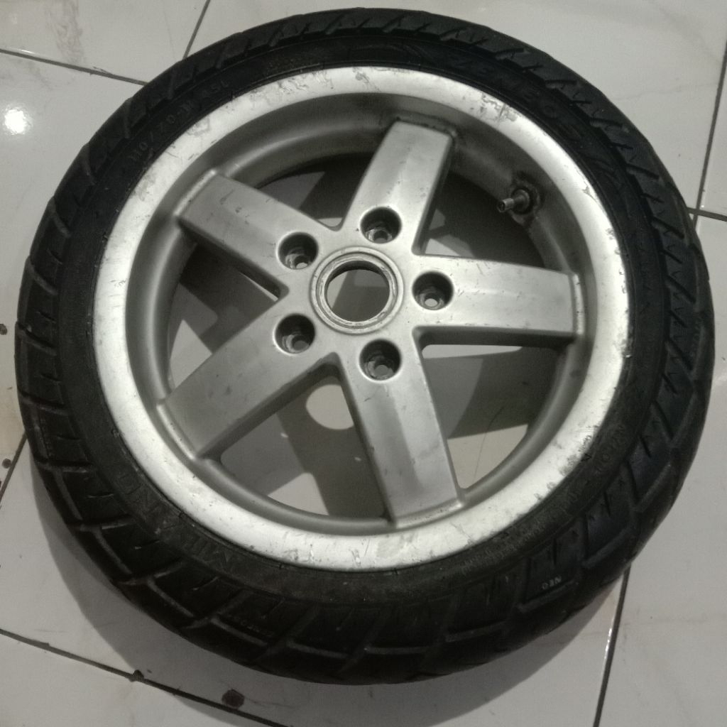 velg depan vespa matic lx S lxv