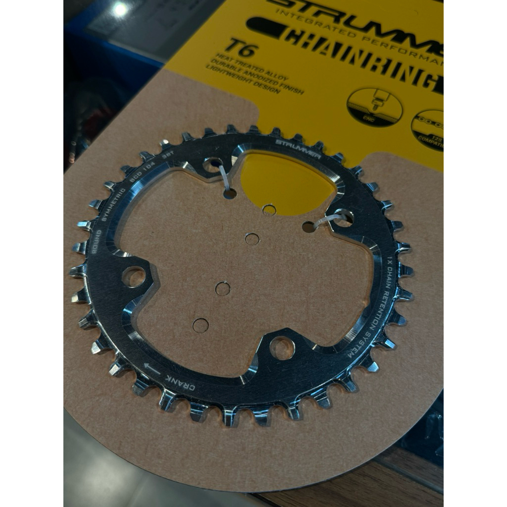 CHAINRING STRUMMER 38T bcd 104 symmetric round POLISH SILVER