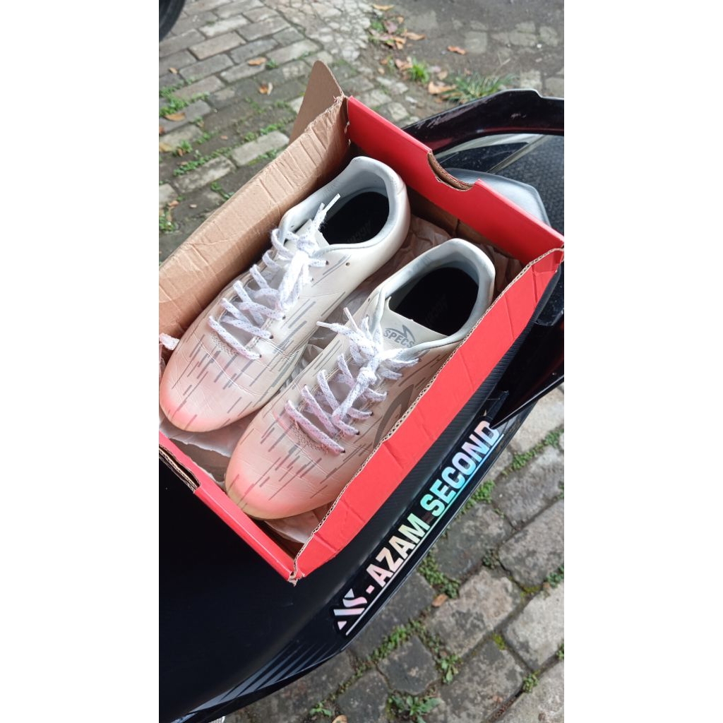 Specs Reborn Illuminate