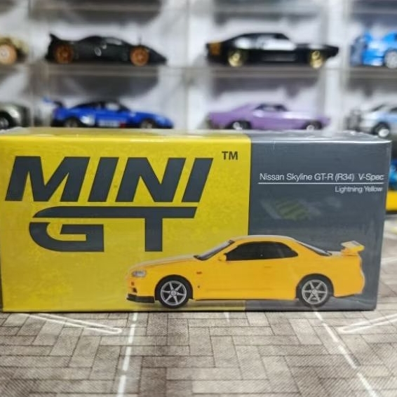 Mini GT - Nissan Skyline R34 (sealed)