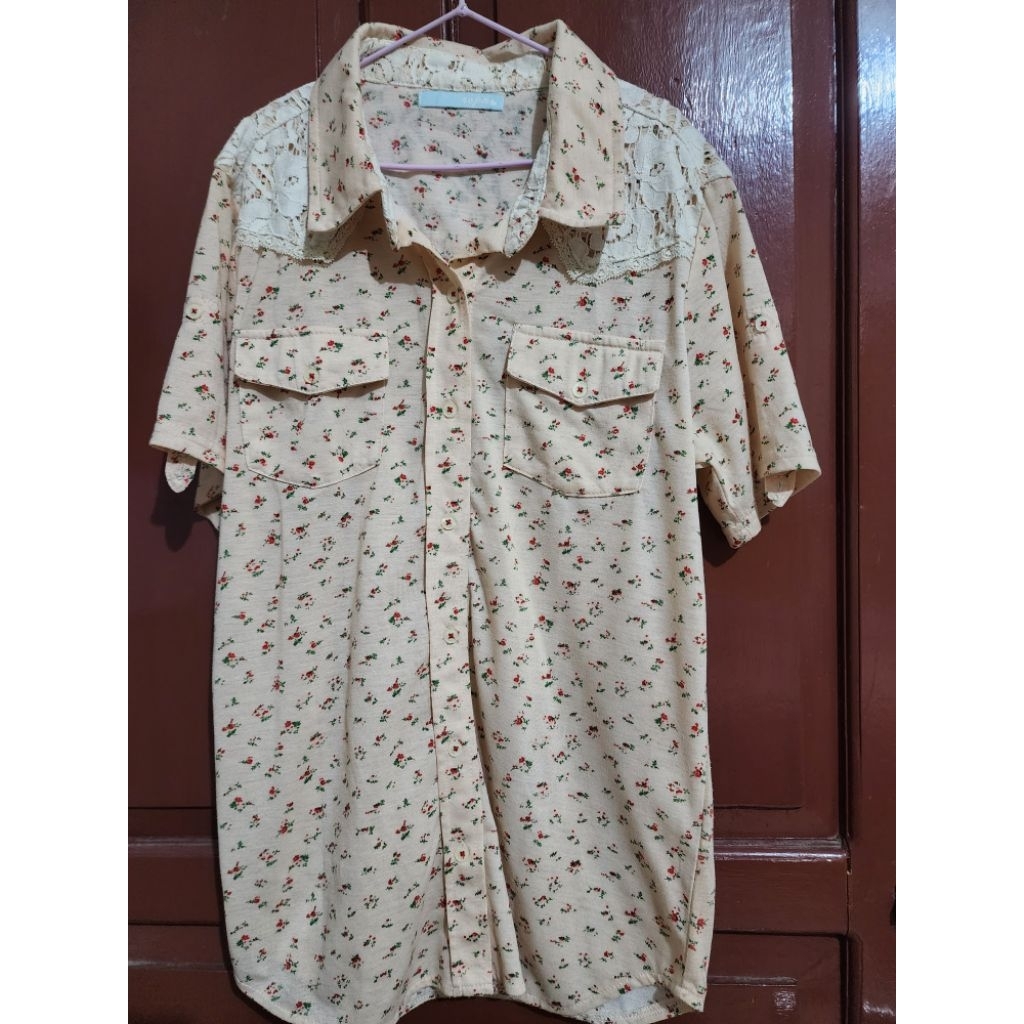 Blouse Wanita Renda-Preloved