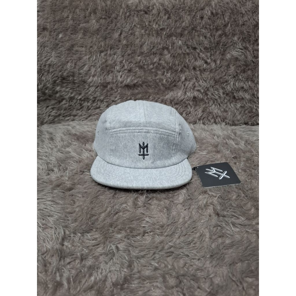 MATERNAL DISASTER 5 panel cap original