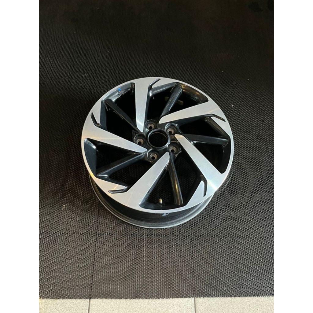 velg ori Toyota Rush ring 17