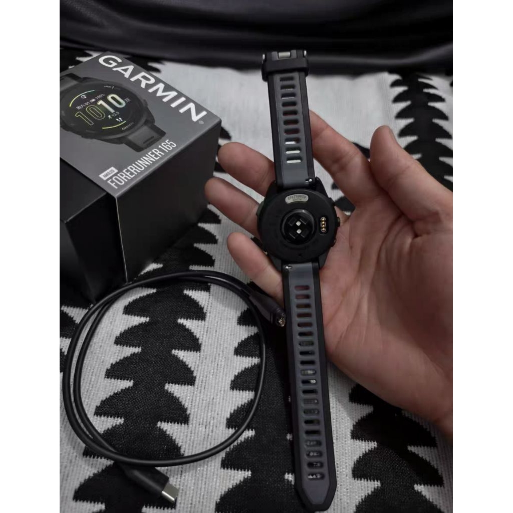 Garmin forerunner 165 preloved