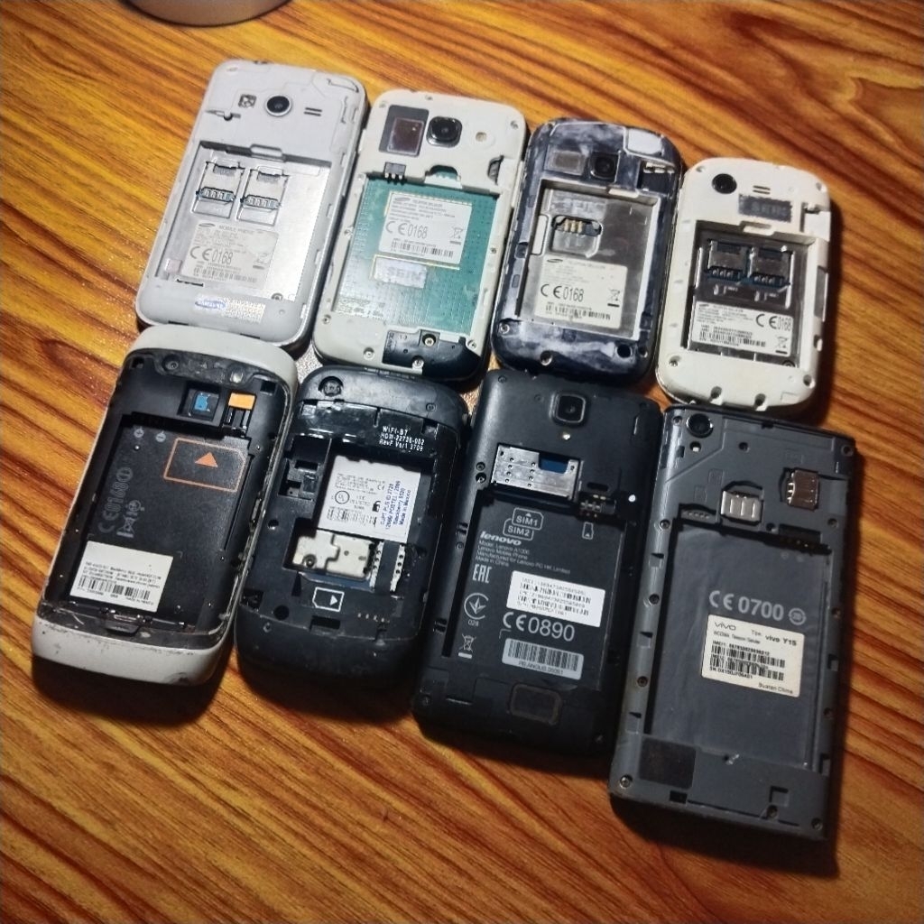 8pcs android dan blackberry rongsokan