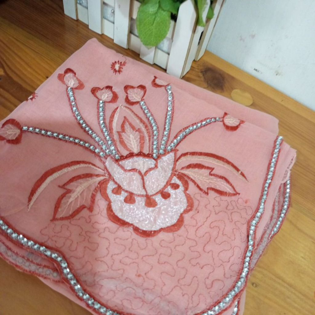 prelove jilbab segiempat bordir rumbai warna salem