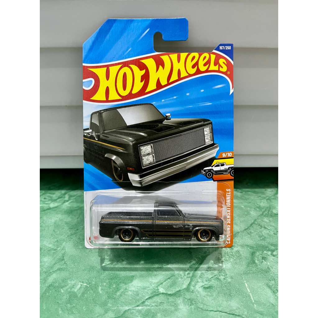 Hot Wheels Chevy Silverado