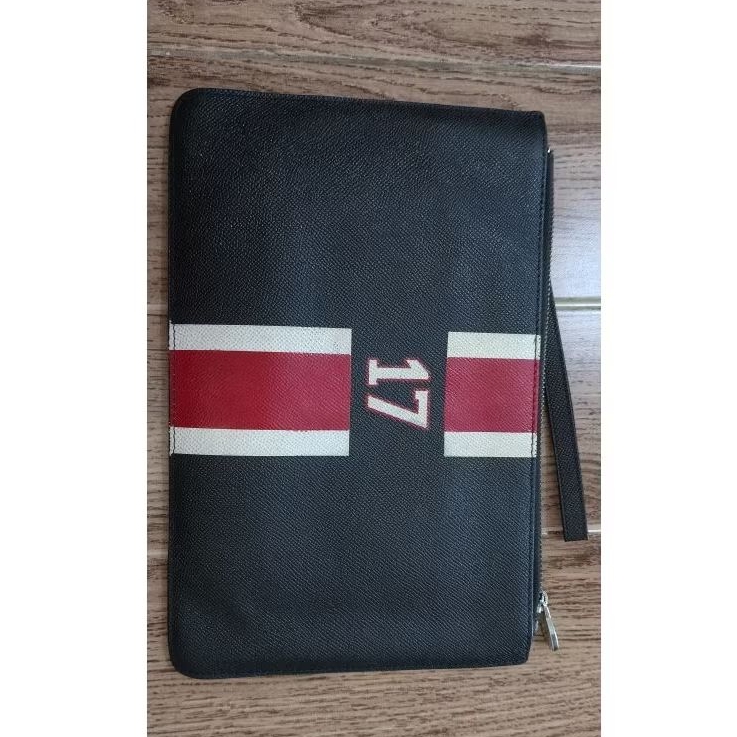 Clutch Givenchy (second)