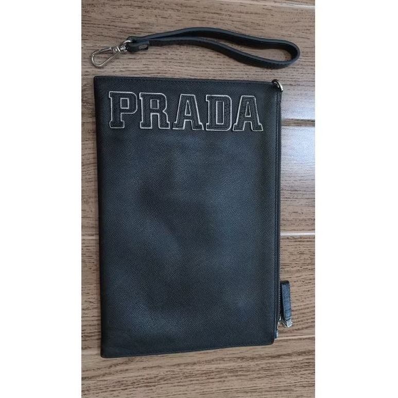 Clutch Prada (second)