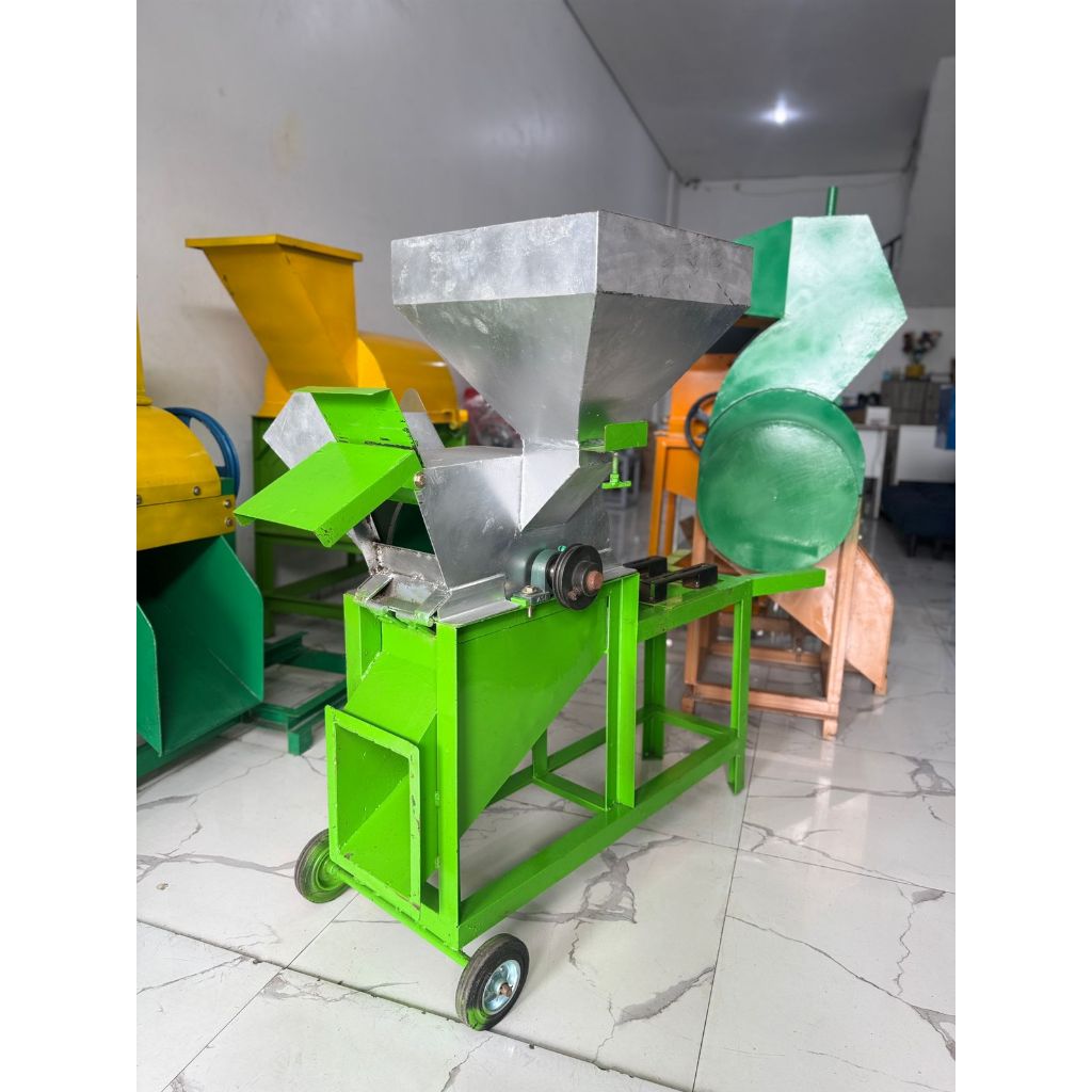 Mesin Chopper Pencacah Rumput Multifungsi Cacah Rumput Ranting Multifungsi