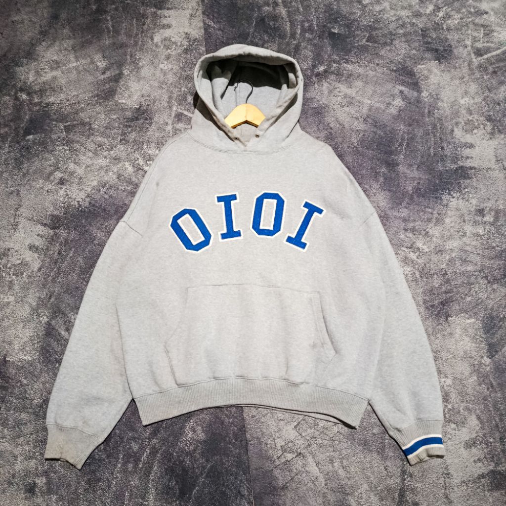 HOODIE OIOI
