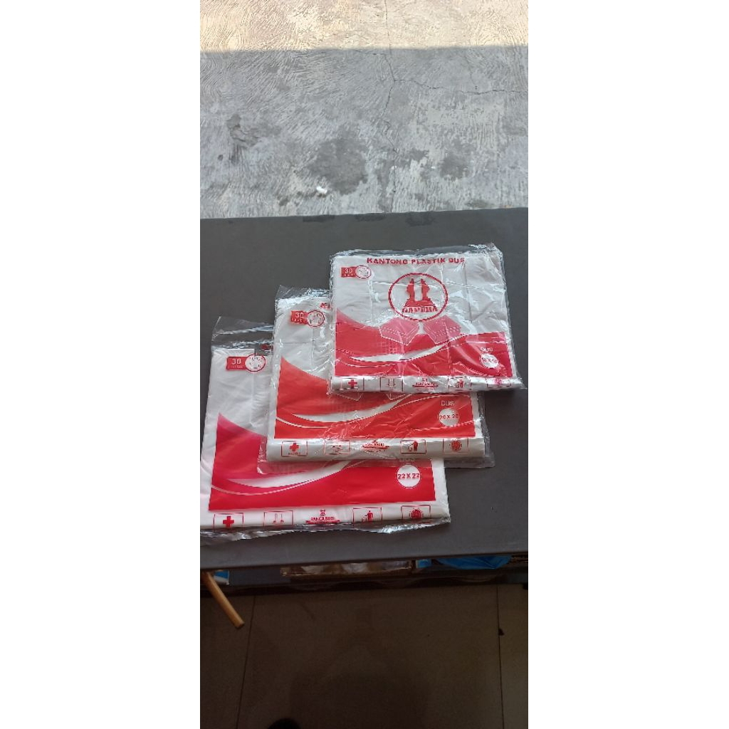 Plastik kresek HD Dus 18 x 18 / 20 x 20 / 22 x 22 merk gapura putih susu