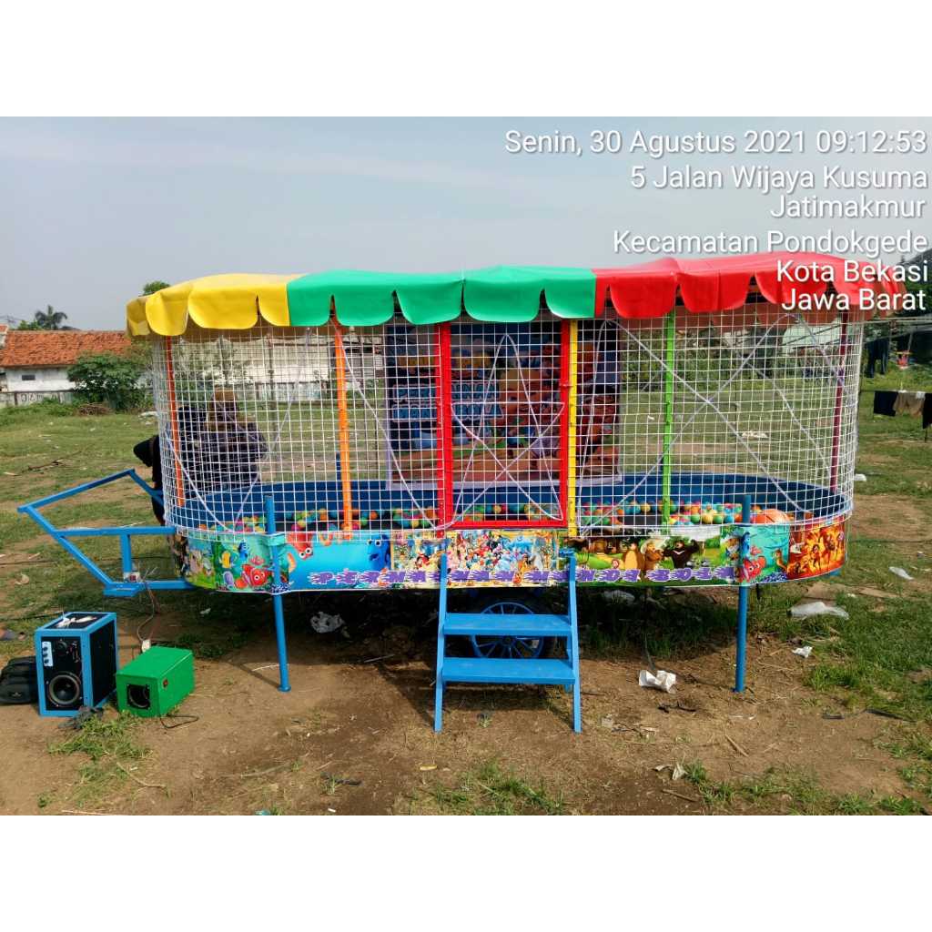 ODONG ODONG KERETA PANGGUNG MANDI BOLA PLAT STIKER