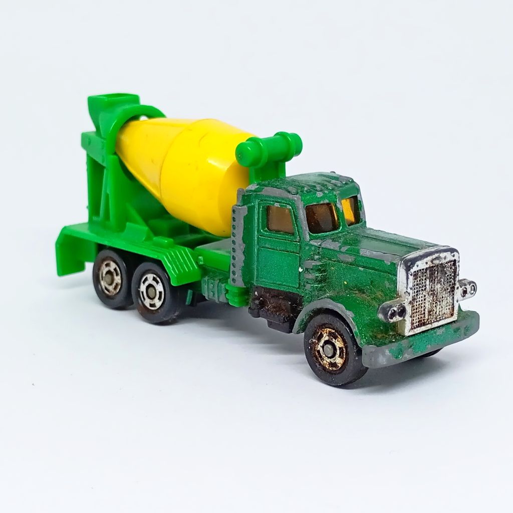 Tomica Vintage 1979 No. F18 AMERICAN MIXER TRUCK Scale 1/98 Made In Japan Murah