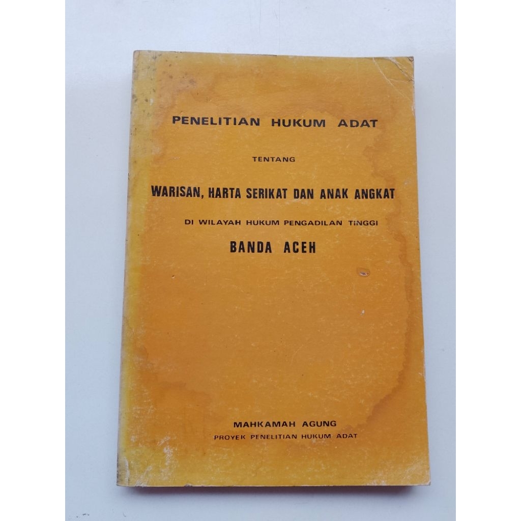 BUKU PENELITIAN HUKUM ADAT / BANDA ACEH
