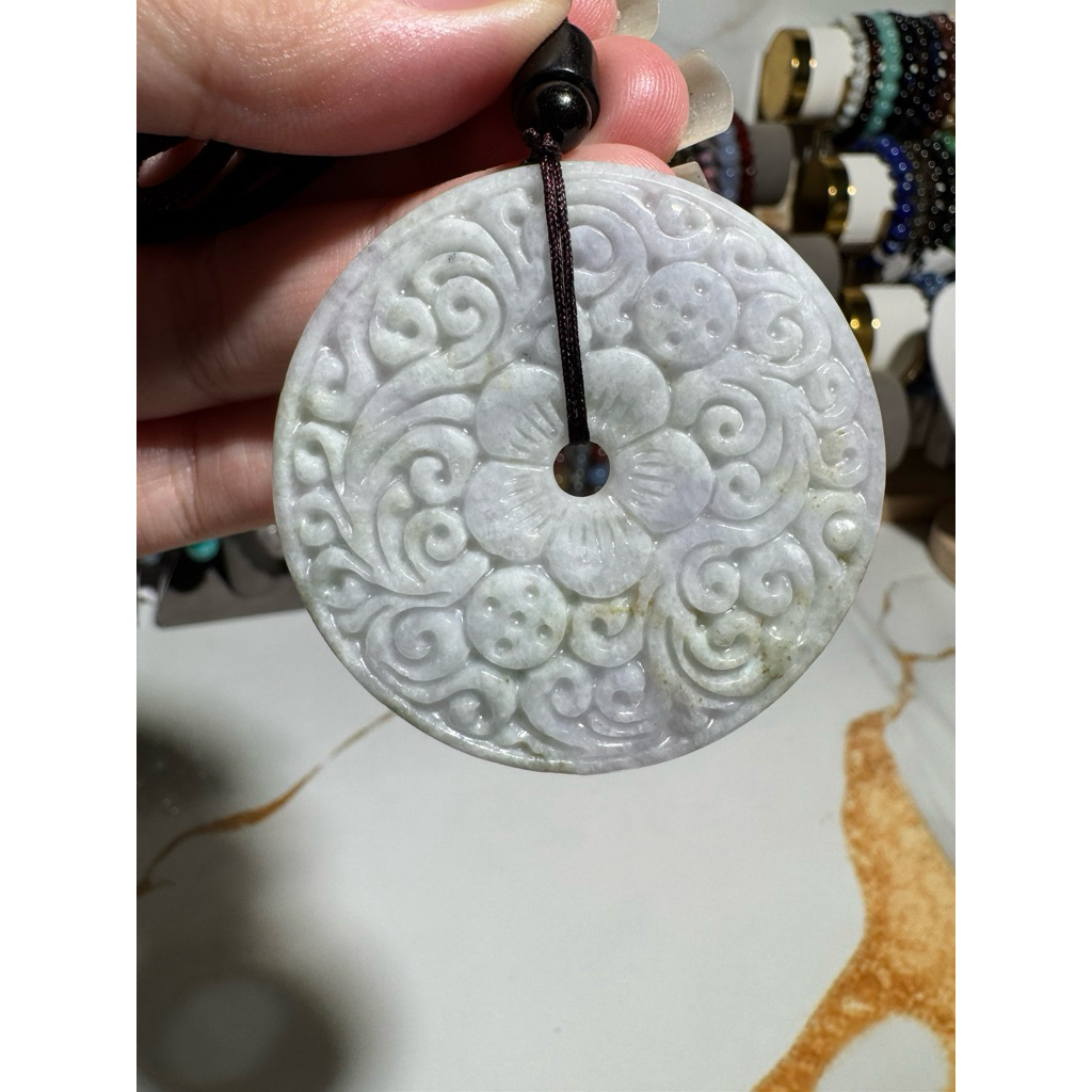 Liontin Giok Multicolor Flower & Ruyi