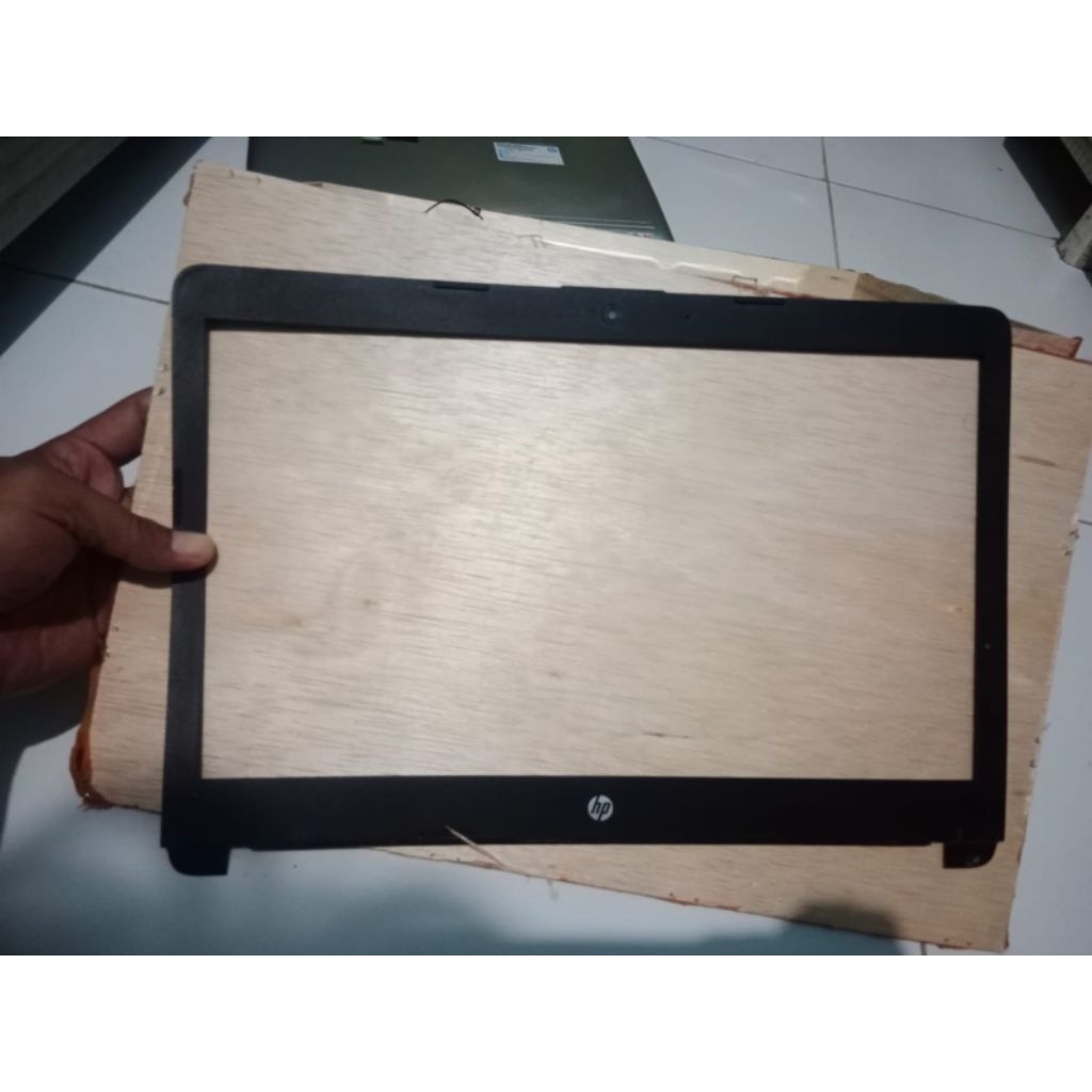 frame layar laptop HP 14 cm0091au/ck