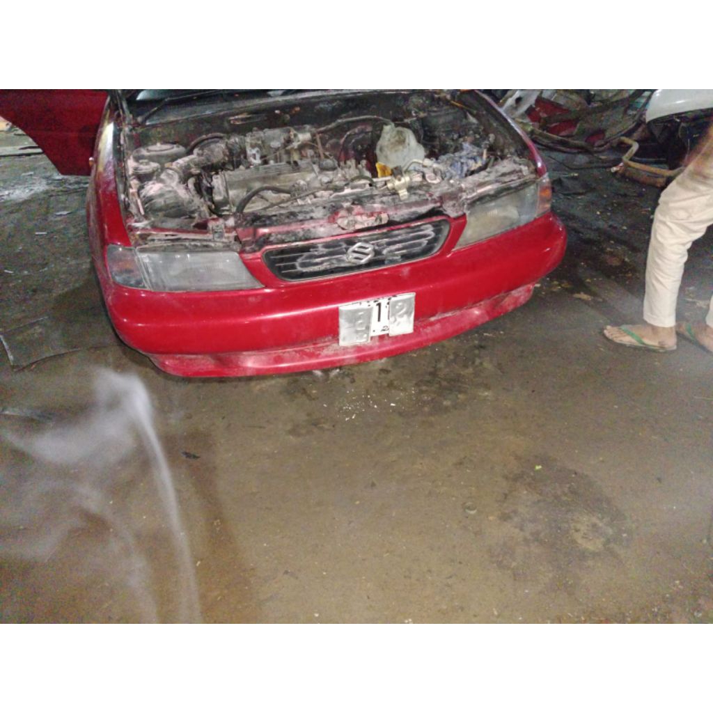 Bemper Depan & Grill Radiator Suzuki Baleno 97 1.6