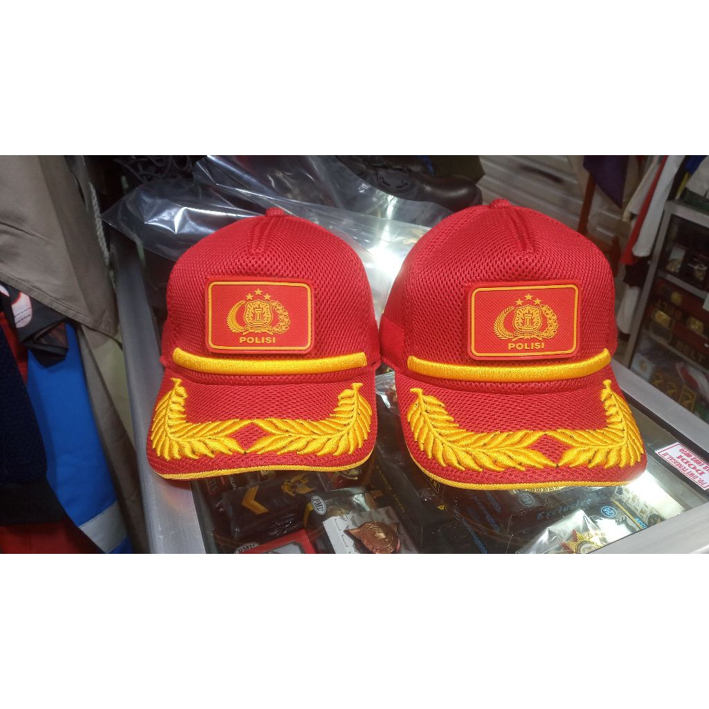 topi jaring merah pengasuh pamen polri