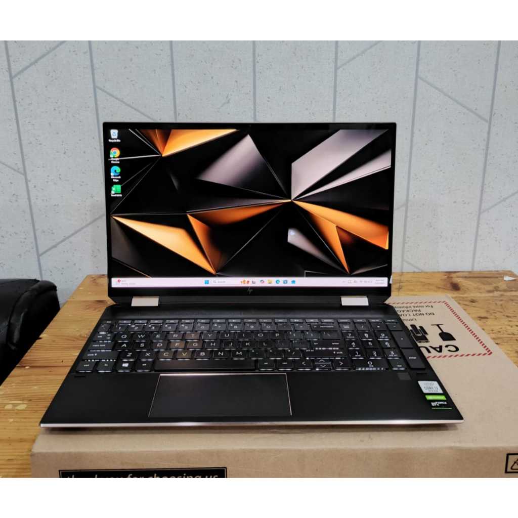 HP Spectre X360 15 - df0001TX, Core i7-10750H, Ram 16/1Tb Ssd, #GTX 1650 4Gb, #Touchscreen, #Flip, 2