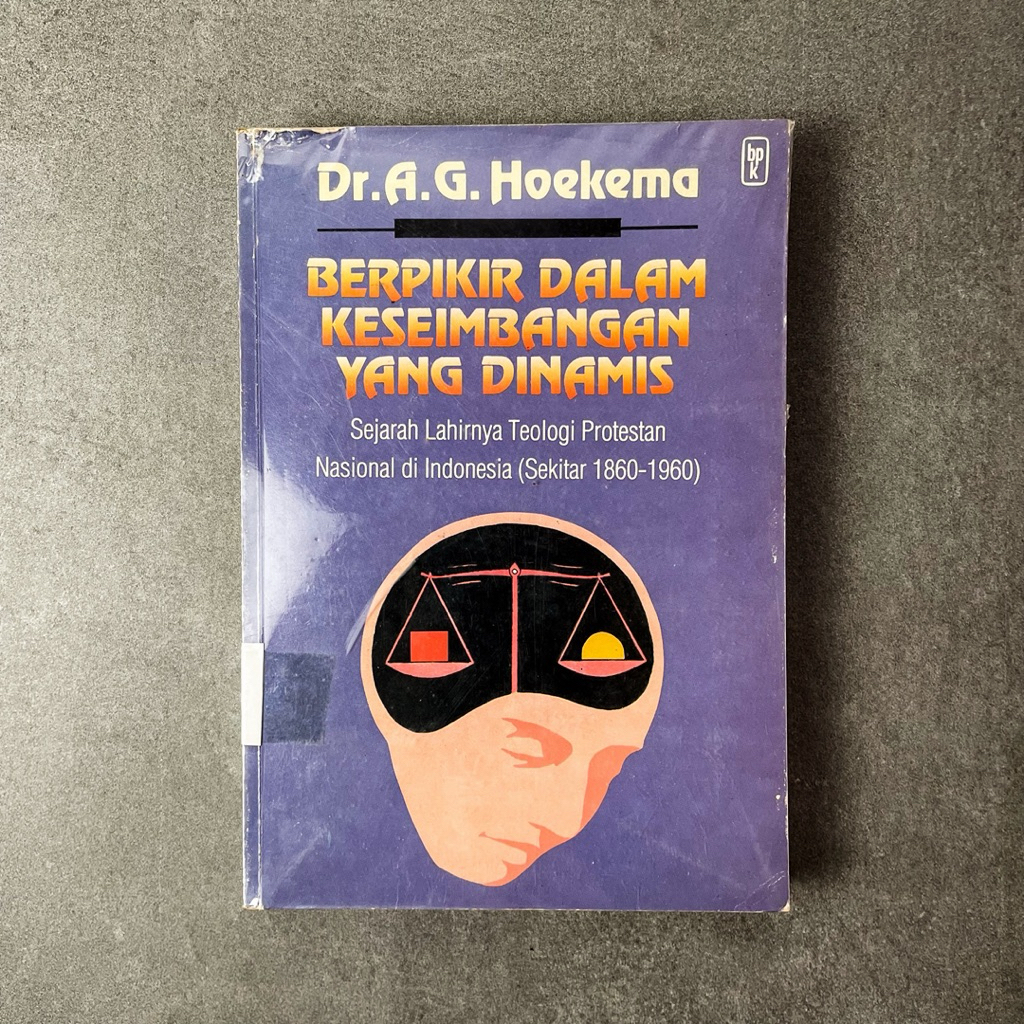 Buku Sejarah Agama Kristen Berpikir dalam Keseimbangan yang Dinamis: Sejarah Lahirnya Teologi Protes