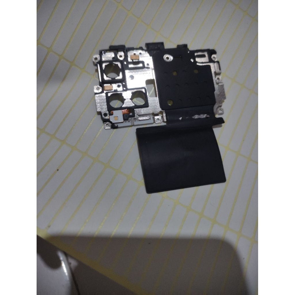 Tutup mesin Vivo Y21A