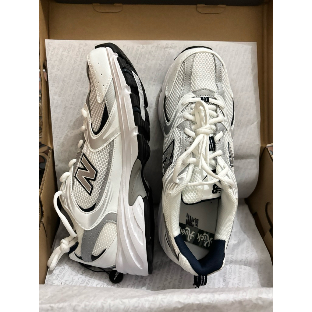 New Balance 530 White Silver Navy