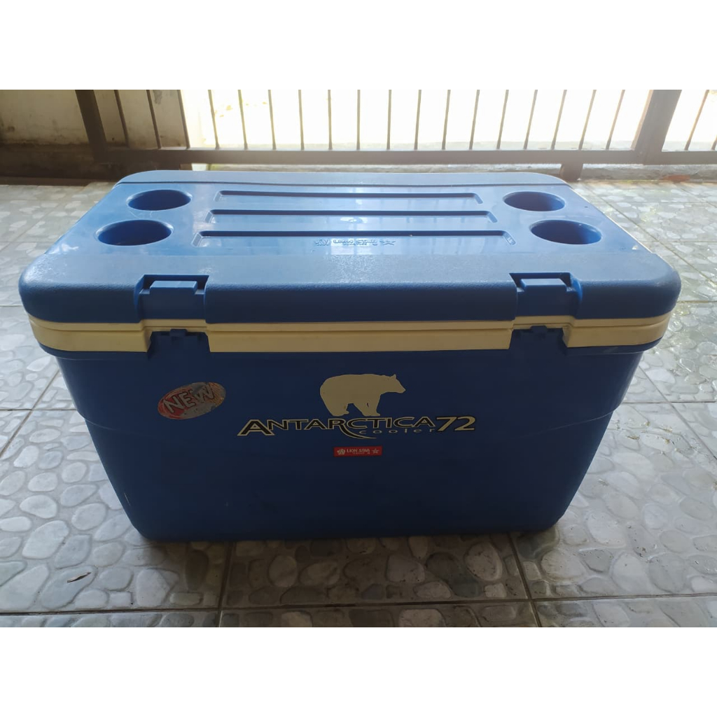 [BEKAS] LION STAR Antarctica Cooler Box 72 Lt (Penyimpan Es) - Biru