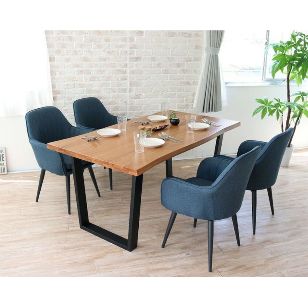 Meja makan Minmimalis kayu mahoni