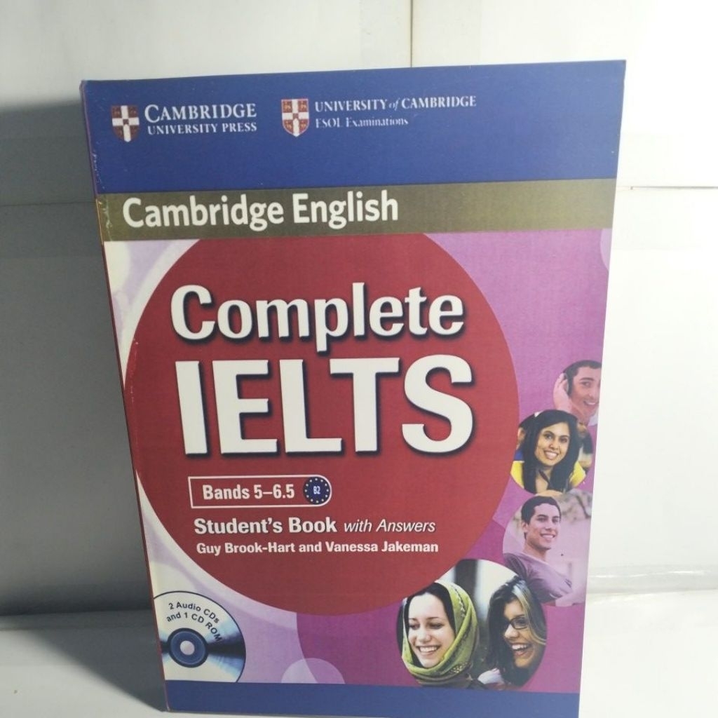 Cambridge English Complete IELTS